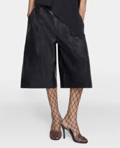 STELLA MCCARTNEY Alter Mat Knee-Length Shorts -Stella Mccartney Store 10babcd160c472c2985592e066e2e734c6b49ddc 640103SJB141000 P