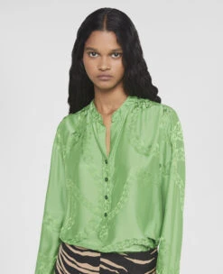 STELLA MCCARTNEY Falabella Chain Silk Jacquard Shirt 9 STELLA MCCARTNEY Falabella Chain Silk Jacquard Shirt -Stella Mccartney Store 1bc9fa5879e46b66c82ebbb95b6a1f7cf3ff50c7 5318853BU2033016 P