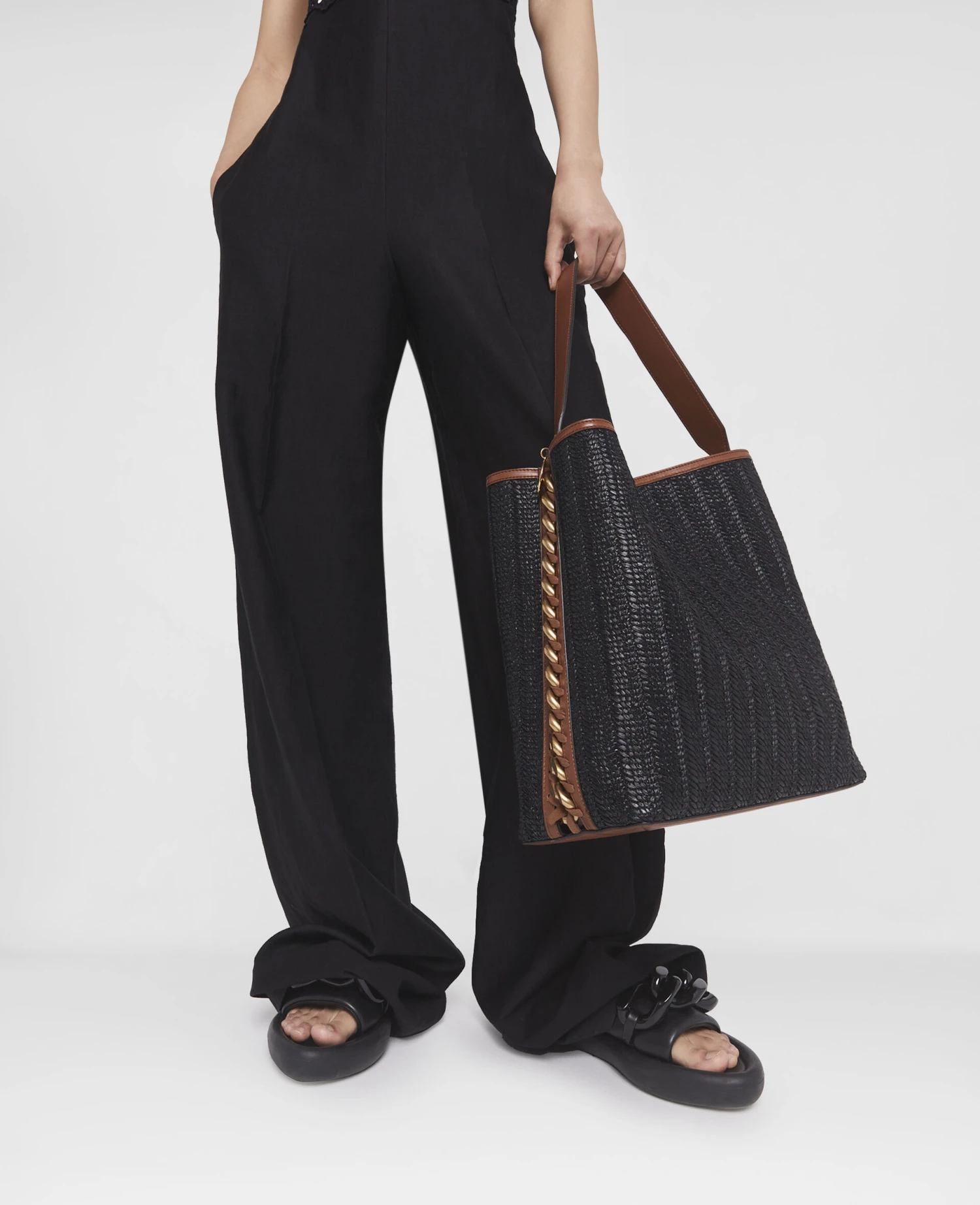 STELLA MCCARTNEY Frayme Raffia Tote Bag 4 STELLA MCCARTNEY Frayme Raffia Tote Bag - Image 2