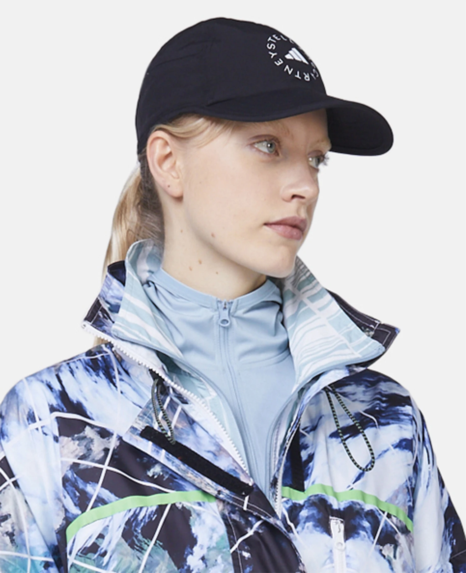 STELLA MCCARTNEY TrueNature Hover Float Print Packable Jacket 6 STELLA MCCARTNEY TrueNature Hover Float Print Packable Jacket - Image 4