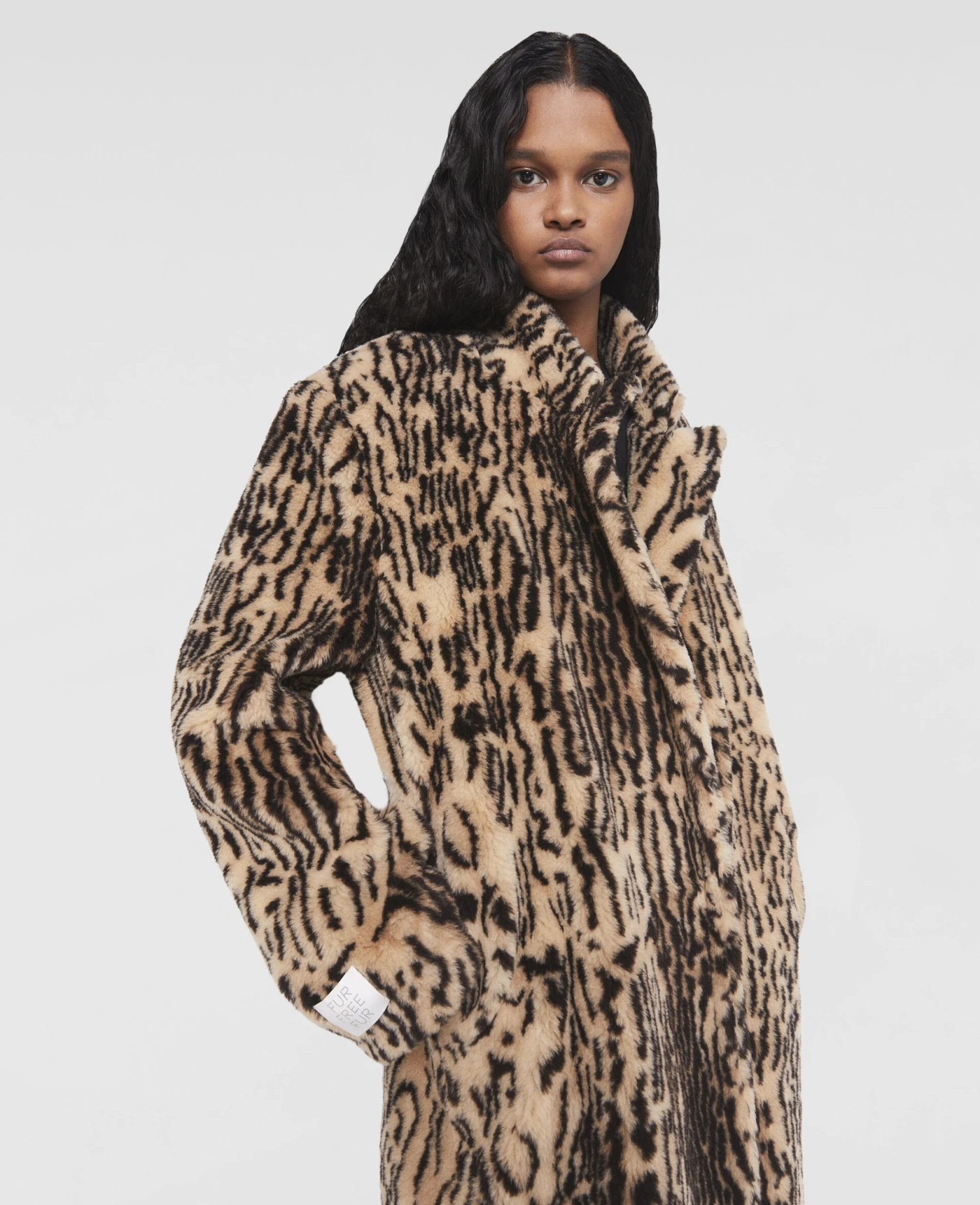 STELLA MCCARTNEY Ocelot Print Fur Free Fur Coat 6 STELLA MCCARTNEY Ocelot Print Fur Free Fur Coat - Image 4