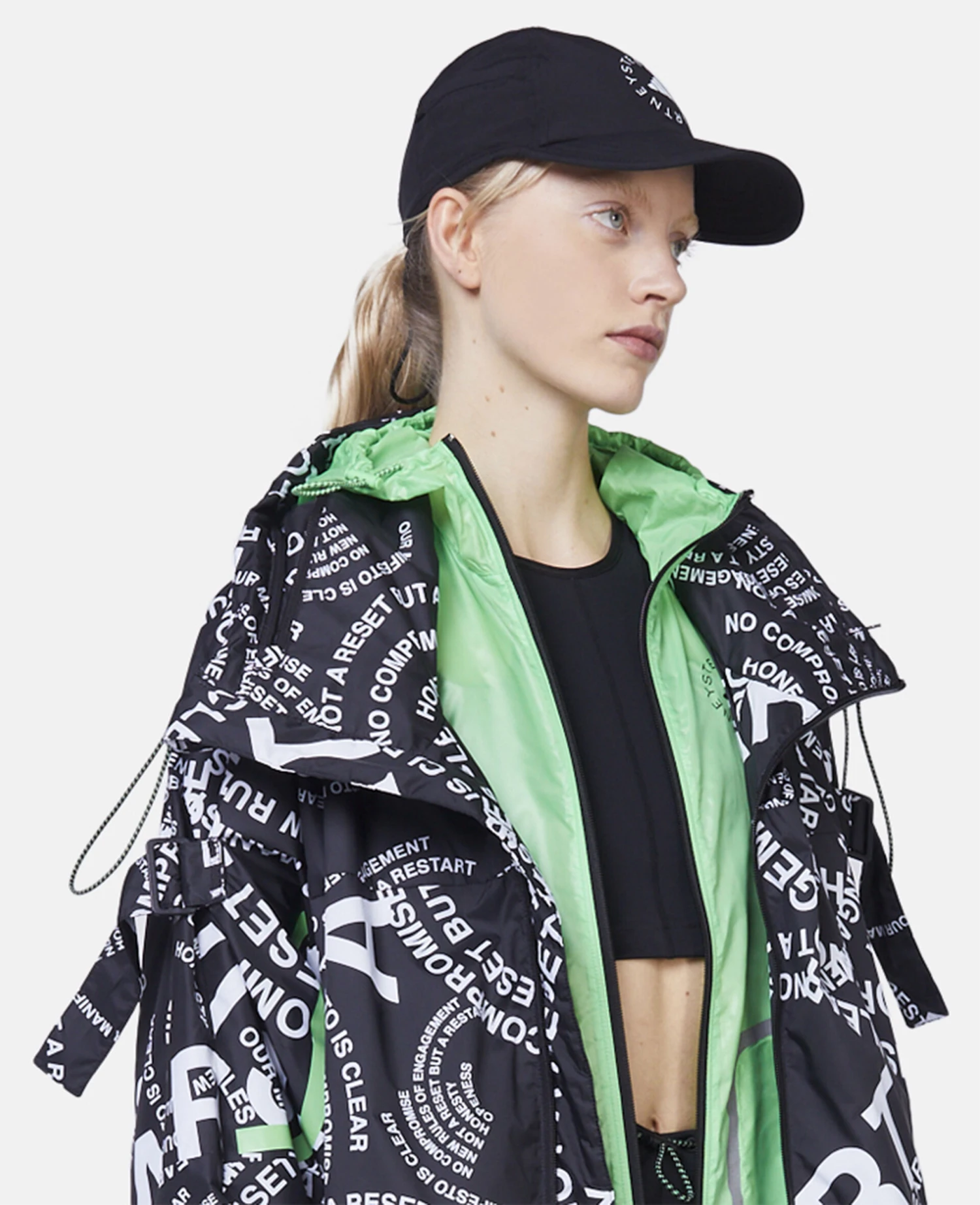 STELLA MCCARTNEY TrueCasuals Lettered Print Packable Long Parka Jacket 6 STELLA MCCARTNEY TrueCasuals Lettered Print Packable Long Parka Jacket - Image 4